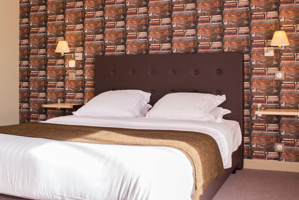 Dans Les Vignes Hotel Chamery Kültér fotó