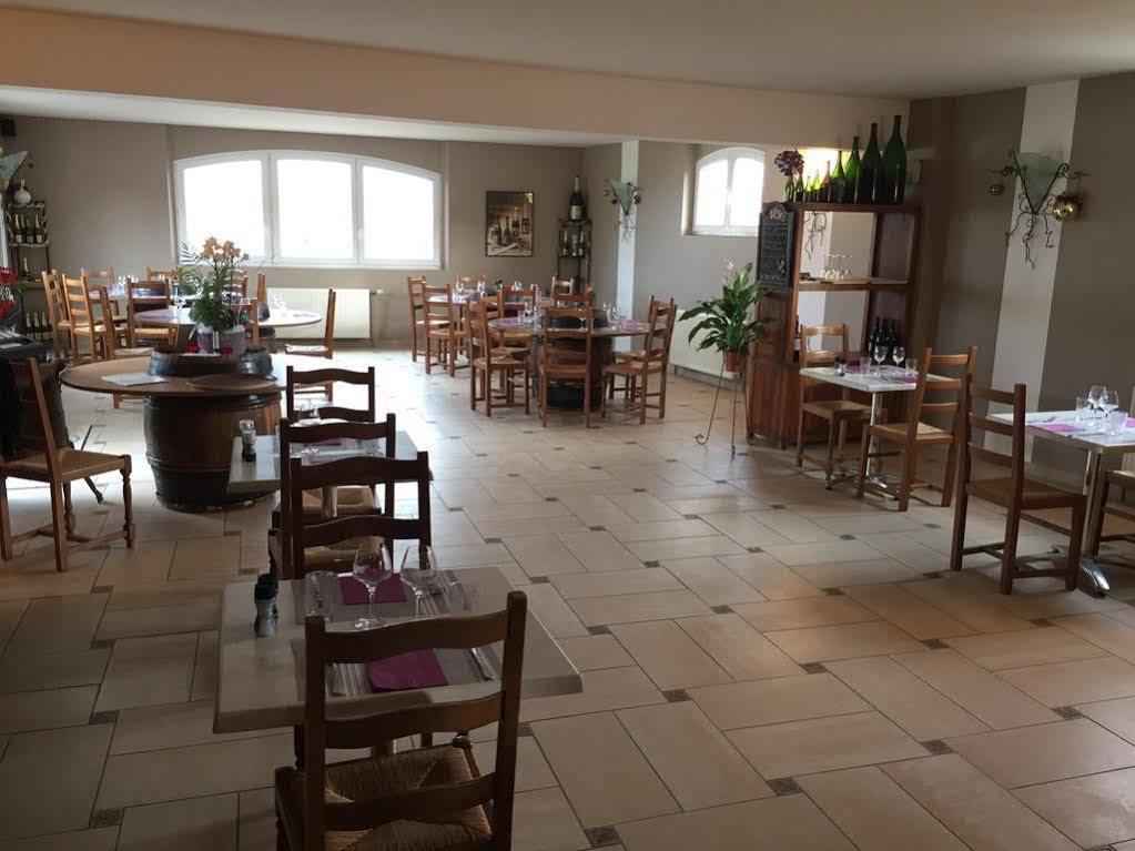Dans Les Vignes Hotel Chamery Kültér fotó